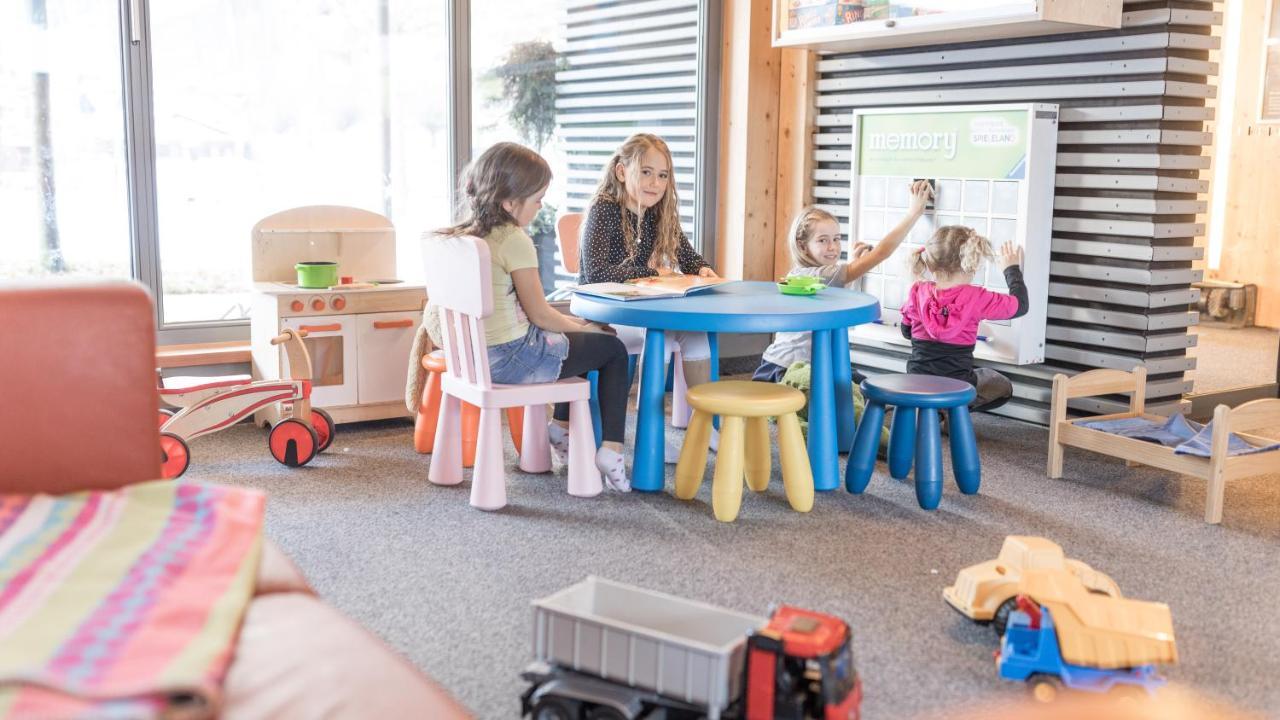 בארטהולומאברג Jufa Hotel Montafon מראה חיצוני תמונה