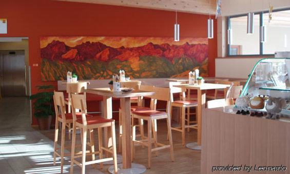 בארטהולומאברג Jufa Hotel Montafon מסעדה תמונה